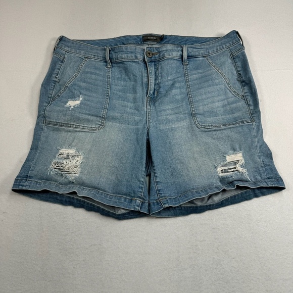 Torrid Thick Hem Denim Jean Shorts Womens Plus Size 20 Light Wash High Rise - Picture 1 of 9